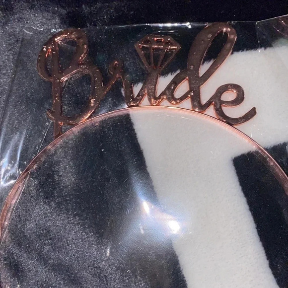 Rose gold tone Fashion Bride Tiara ring  detail crown - Picture 4 of 7